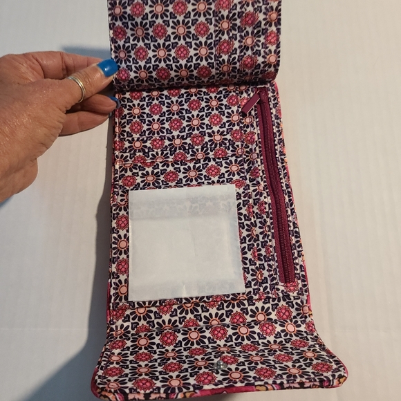 Vera Bradley RIFD Riley Compact Wallet and Zip ID - Picture 2 of 7